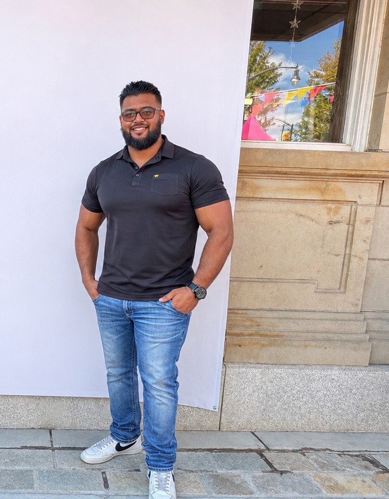Damian Cisneros, Founder of Premier Construction & Design